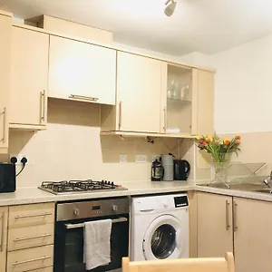 Apartment Spacious Centre Flat Free Parking& Superfast Wifi, Edinburgh
