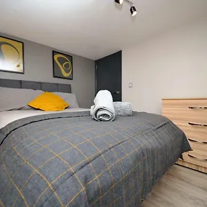 Stone's Throw Centre - Tv In Every Bedroom! Swansea